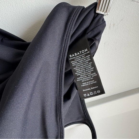 Aritzia Babaton Contour Black Square Neck Long Sleeve Bodysuit Sz M - Picture 12 of 13